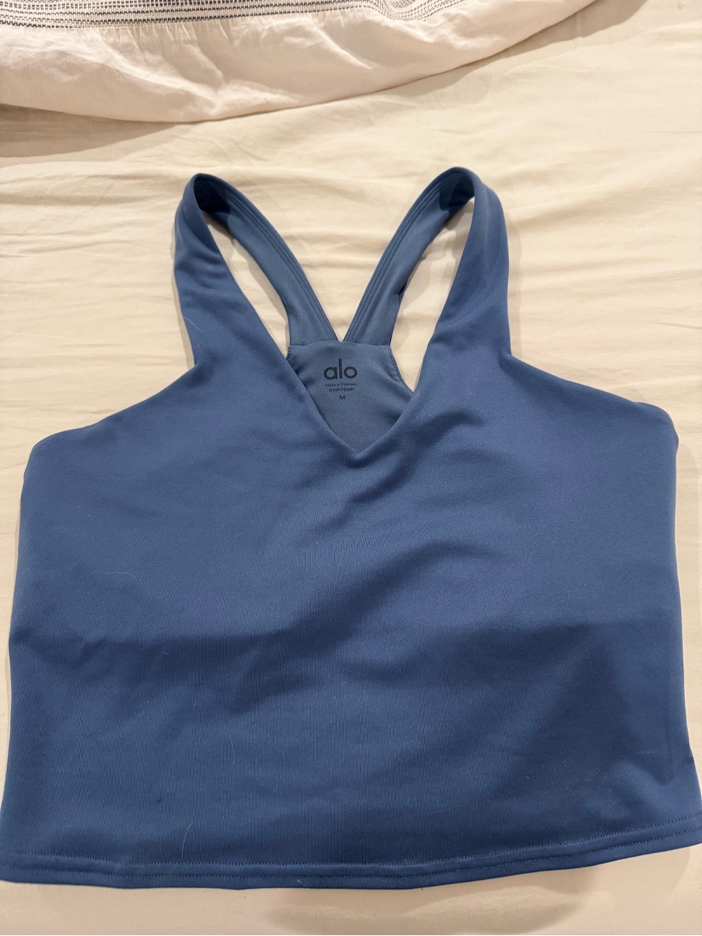 ALO Yoga Airbrush Real Bra Tank in Bluestone M - Picture 2 of 4